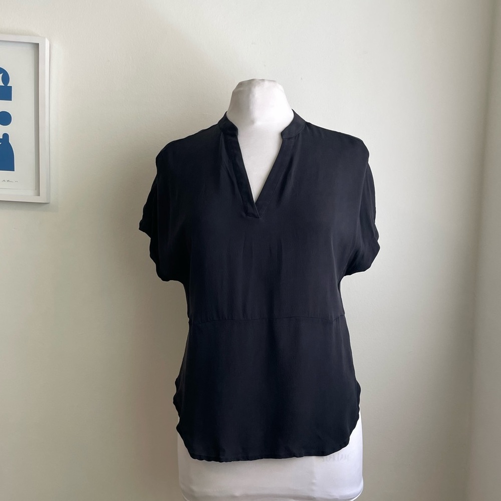 Steven Alan Elegant Silk Black Short Sleeve V Neck Top P (XS)